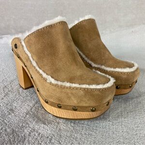 UGG Aubriana Mule Womens Heel Boots 5 Chestnut Suede Sheepskin Lined Studded NEW